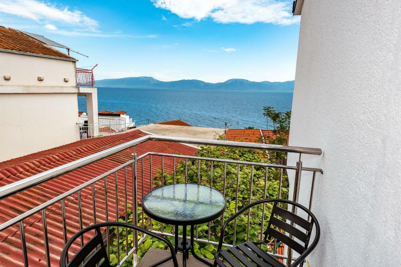 Sea Star Apartment Gradac  Exterior photo